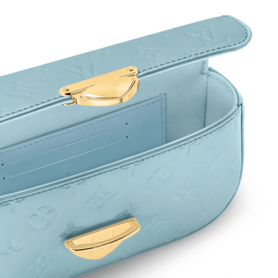 Malibu Pochette Sky M82970