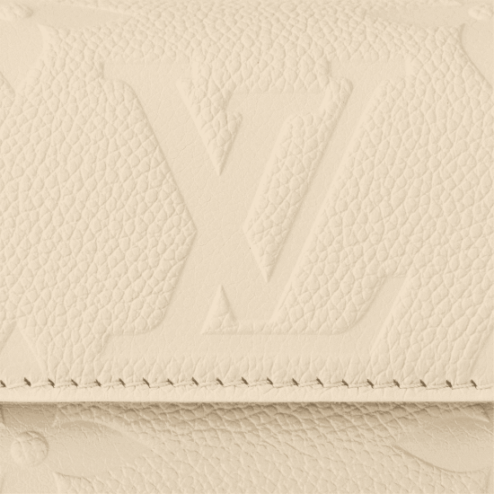 Wallet on Chain Ivy Cream Monogram Empreinte Leather M82210